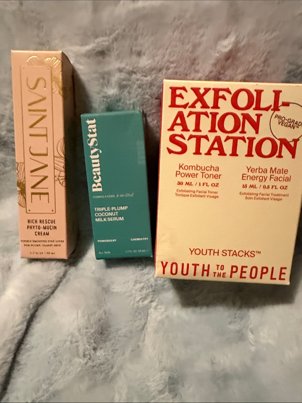 Exfoliation Station - Red & Cream Skin Care Set